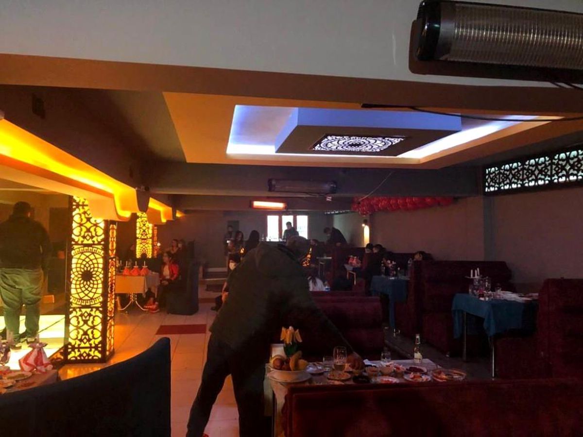Konya\'da yasak dinlemeyen ruhsatsız eğlence mekanları yine basıldı