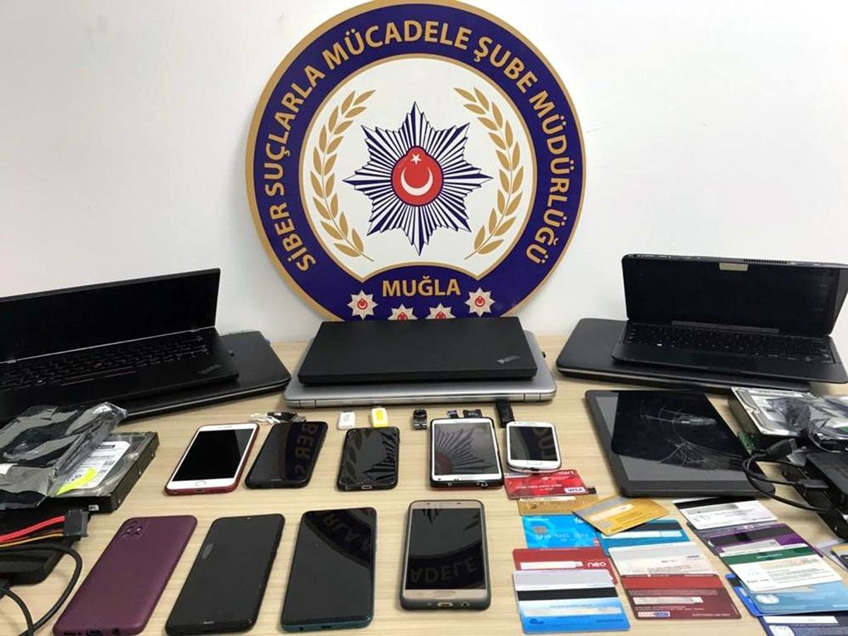 Son dakika: Muğla merkezli dolandırıcılık operasyonunda 18 şüpheli yakalandı