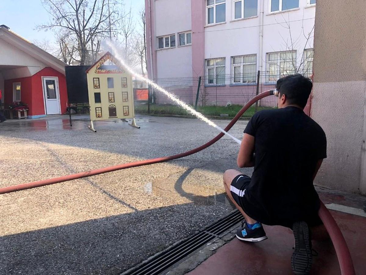 Son dakika haberleri: 77 aday itfaiye eri olabilmek için yarıştı