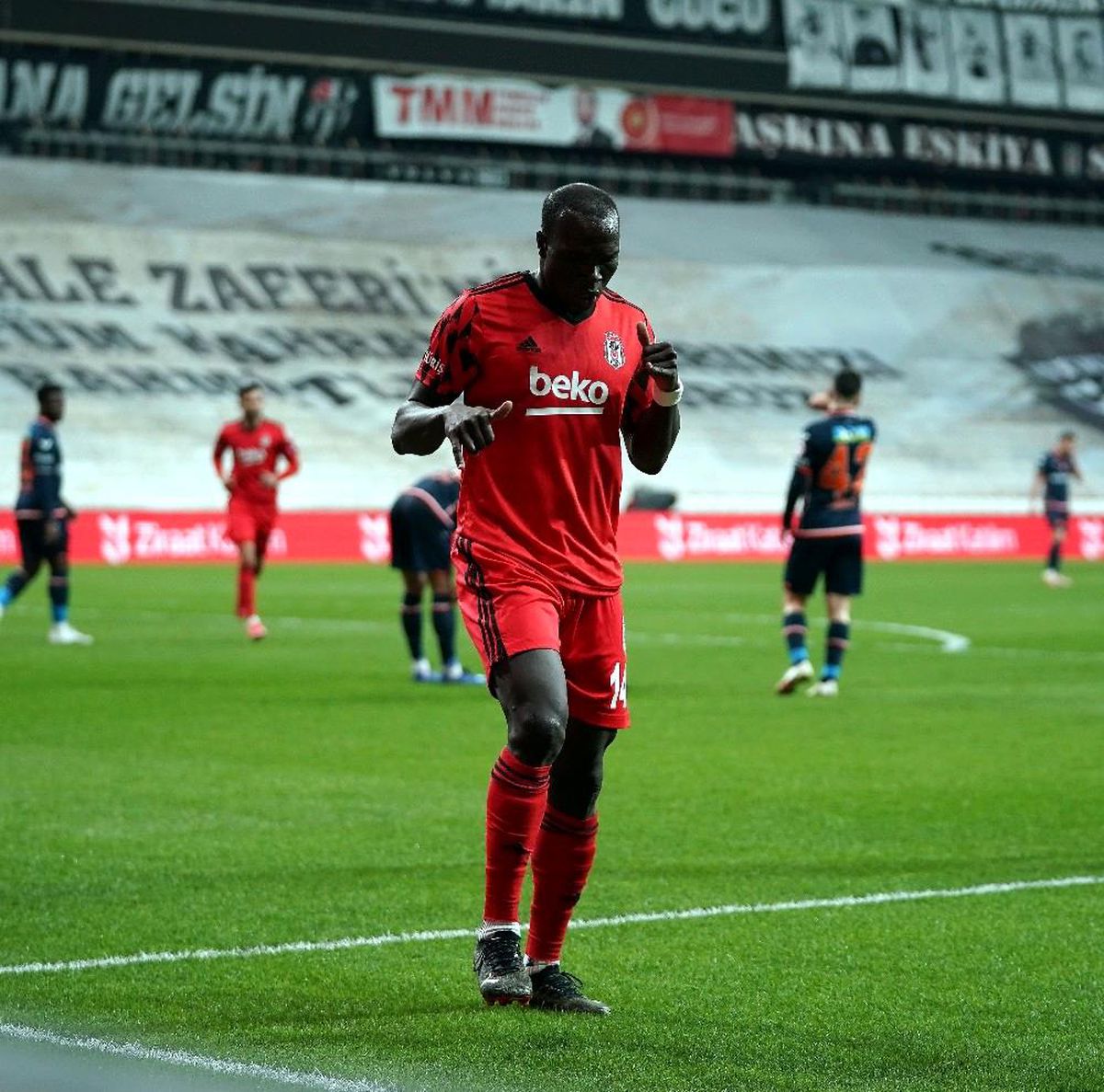 Aboubakar\'dan kupada siftah