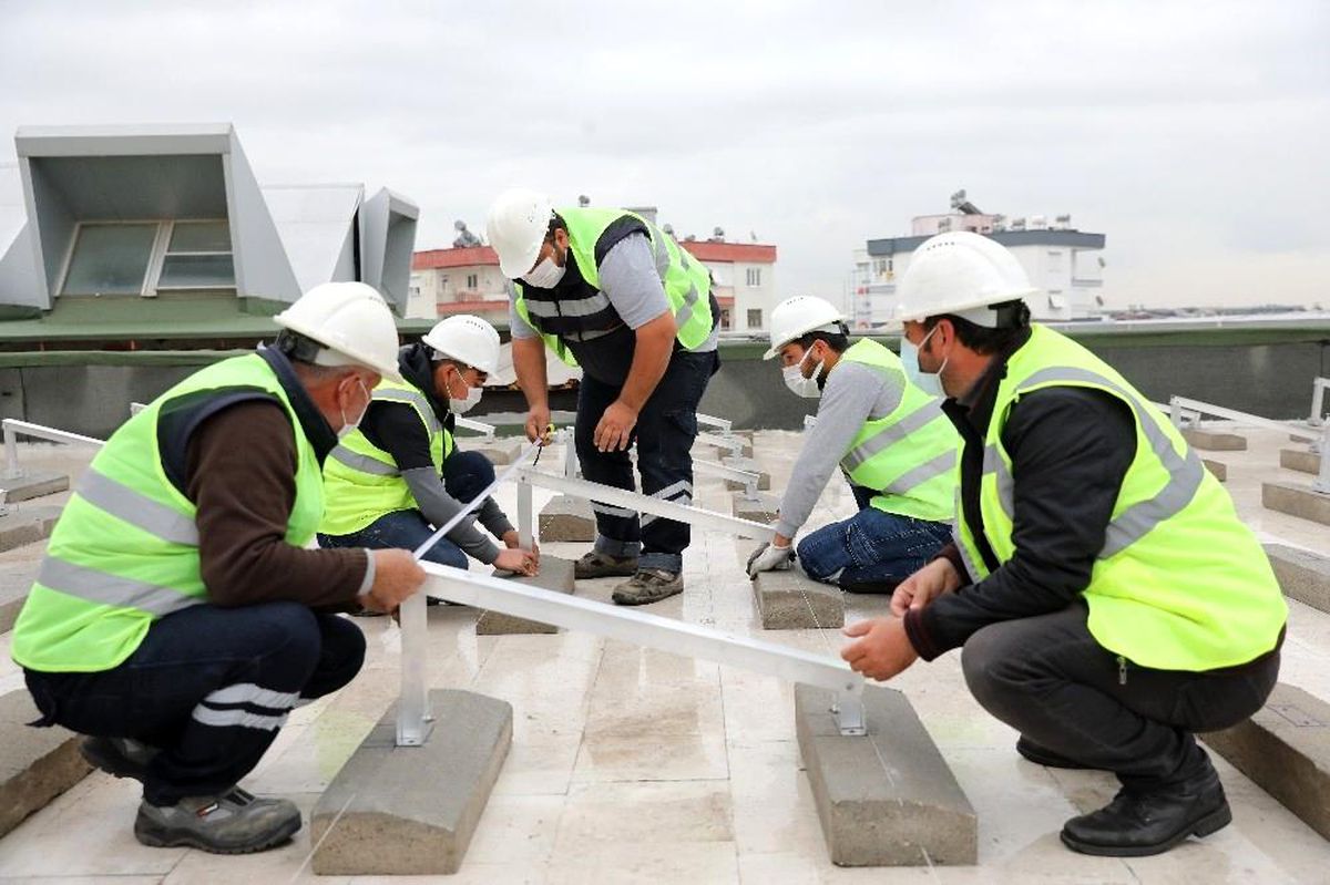 Antalya Büyükşehir Belediyesi elektriğini güneş enerjisi santraliyle üretecek
