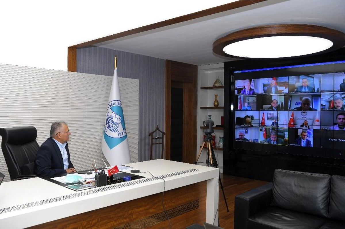 Başkan Büyükkılıç, İl Pandemi Kurulu Toplantısına katıldı