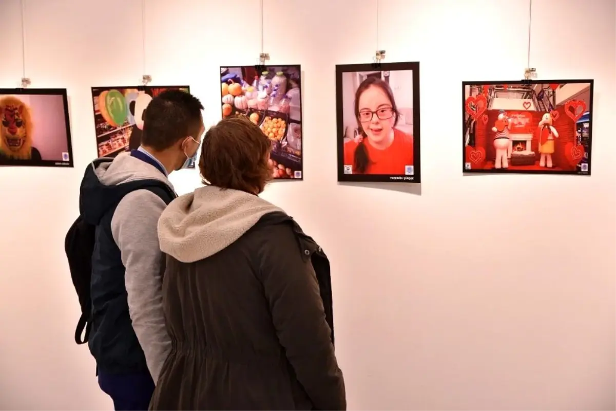 Bu sergide fotoğraftan çok ötesi var