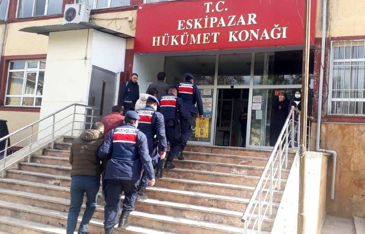 Demiryolu rayı hırsızlığına 4 tutuklama