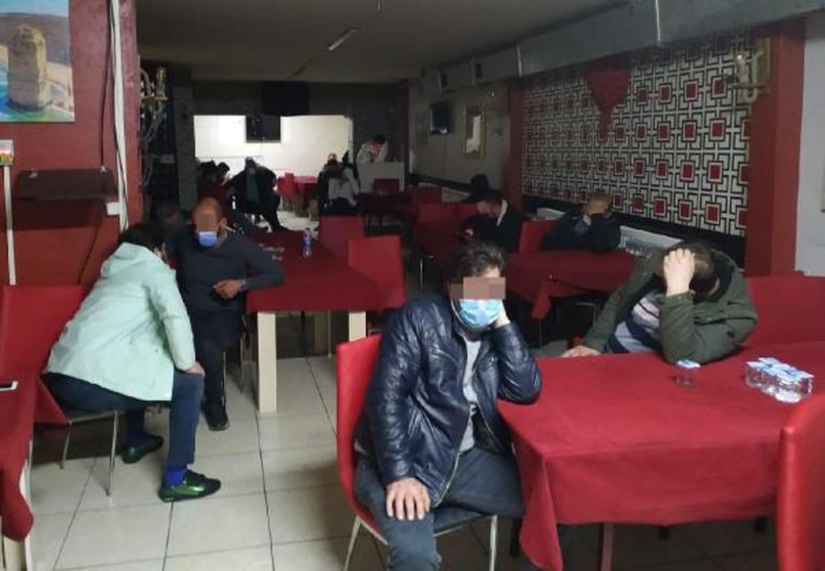 Eskişehir\'de kumar oynayan 63 kişiye 481 bin lira ceza