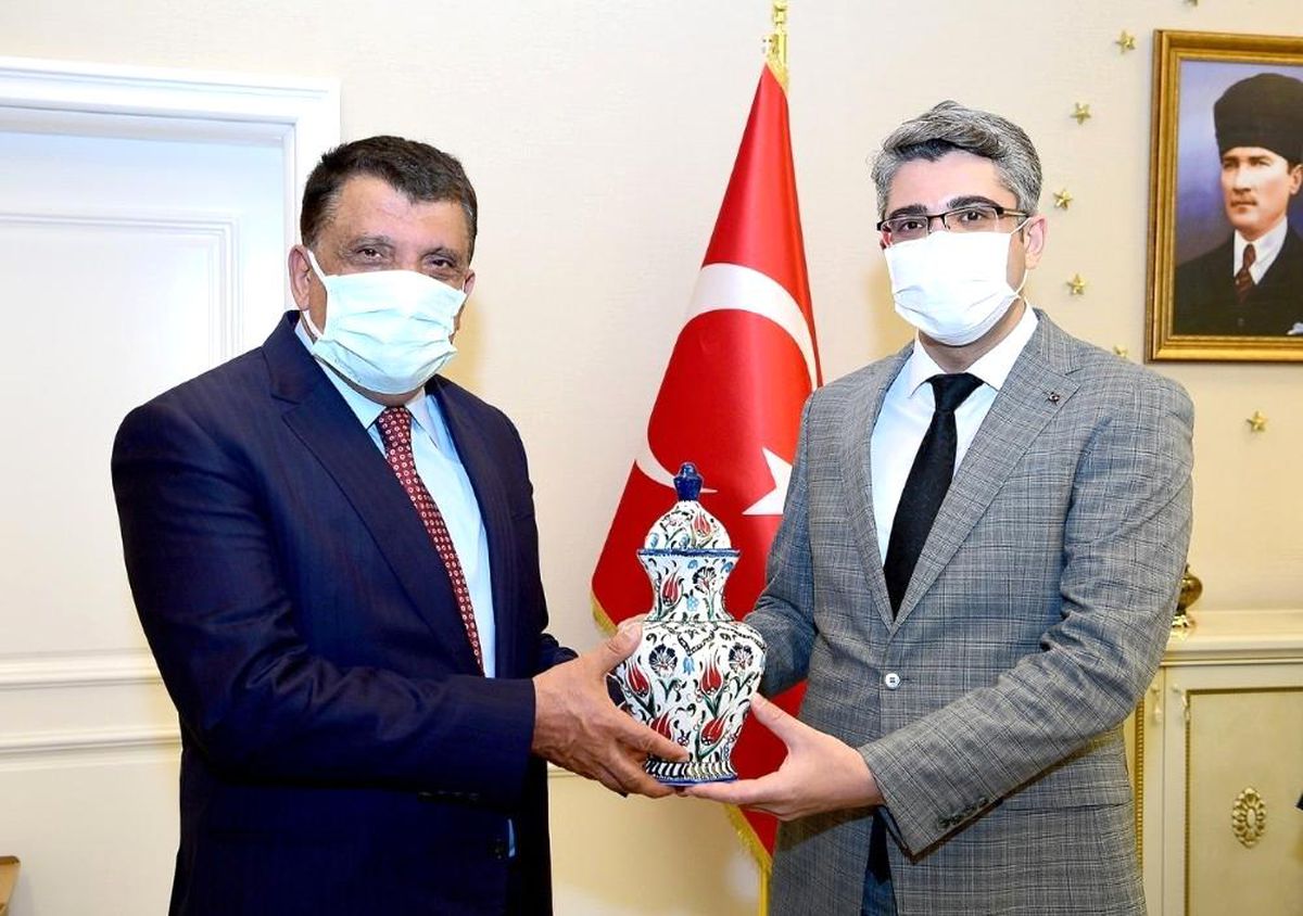 Gürkan Darende belediyesi ve kaymakamlığını ziyaret etti