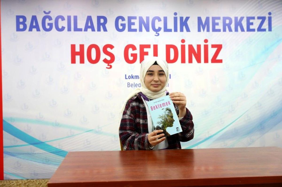Karamsarlığını fırsata çevirip kitap çıkardı