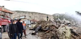 Kaymakamlıktan evi yanan ve hayvanları telef olan ailelere 65 bin liralık destek