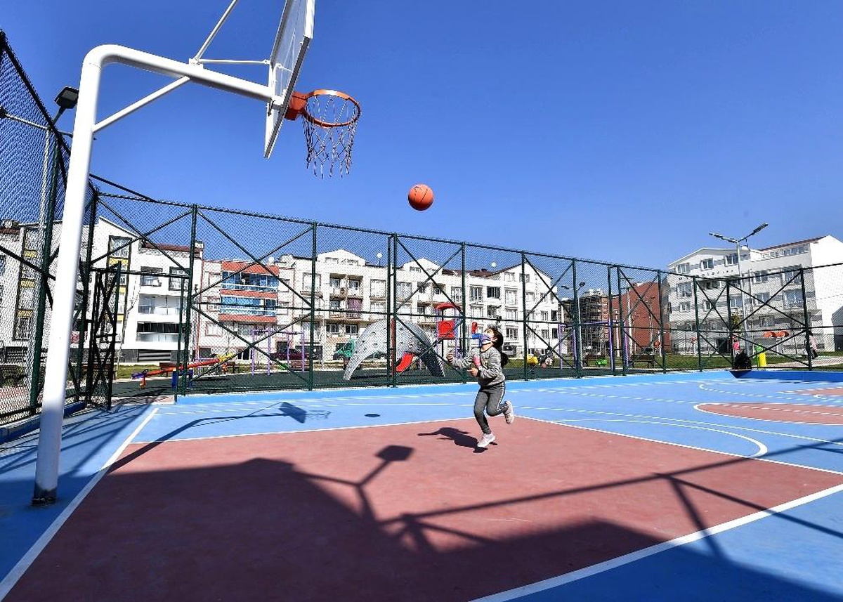 Osmangazi gençleri potayla buluşturuyor