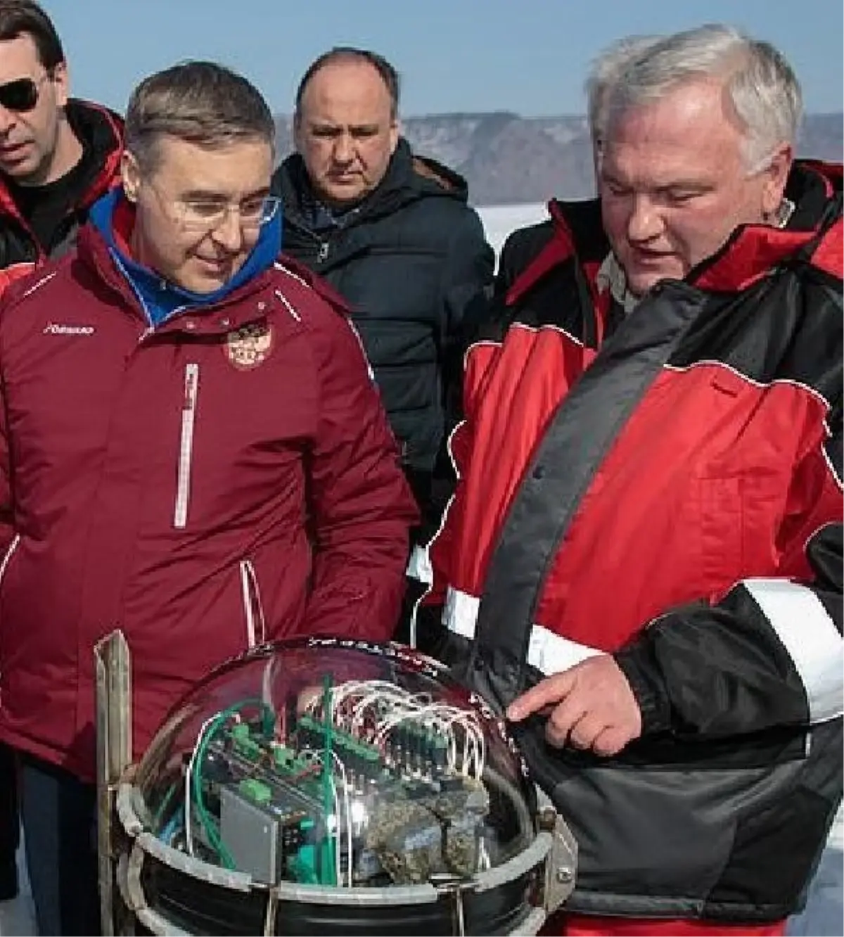 Rusya\'dan Baykal Gölü\'ne dev sualtı nötrino teleskopu