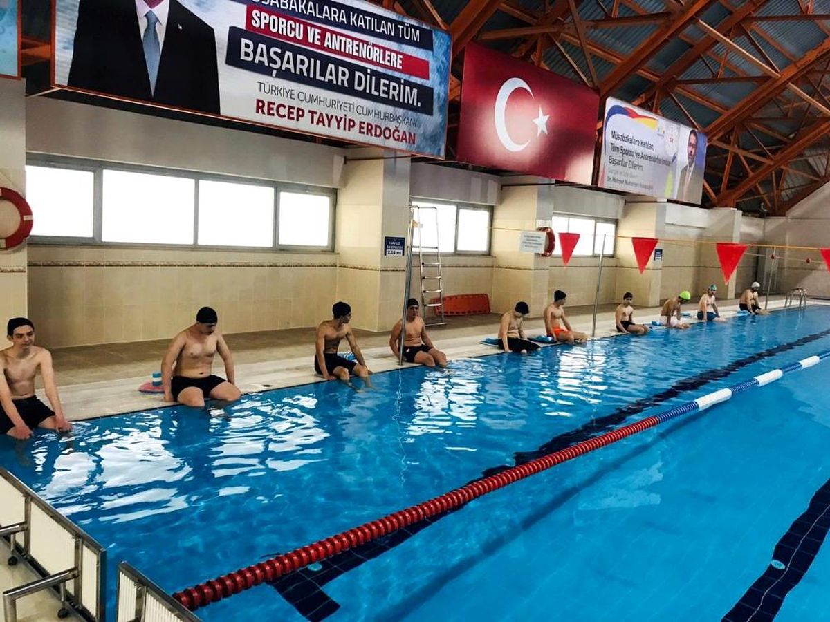 Yüzme bilmeyen kalmasın projesi devam ediyor