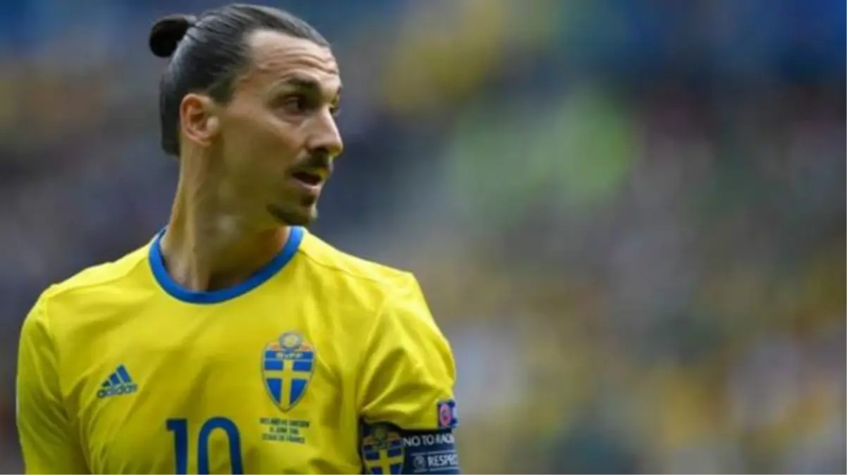 Zlatan Ibrahimovıc yeniden İsveç Milli Takım kadrosuna çağrıldı