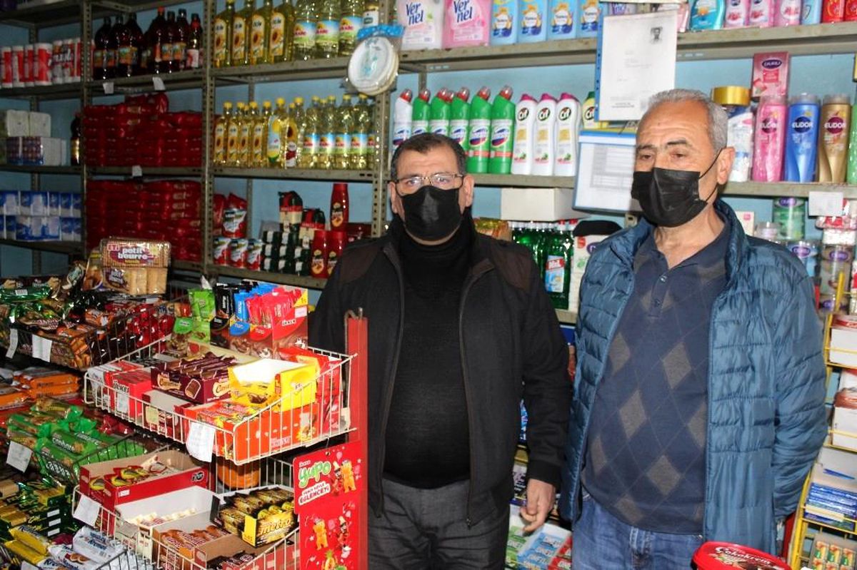 Adına türkülerin yazıldığı \'Bakkal amca\' yok oluyor