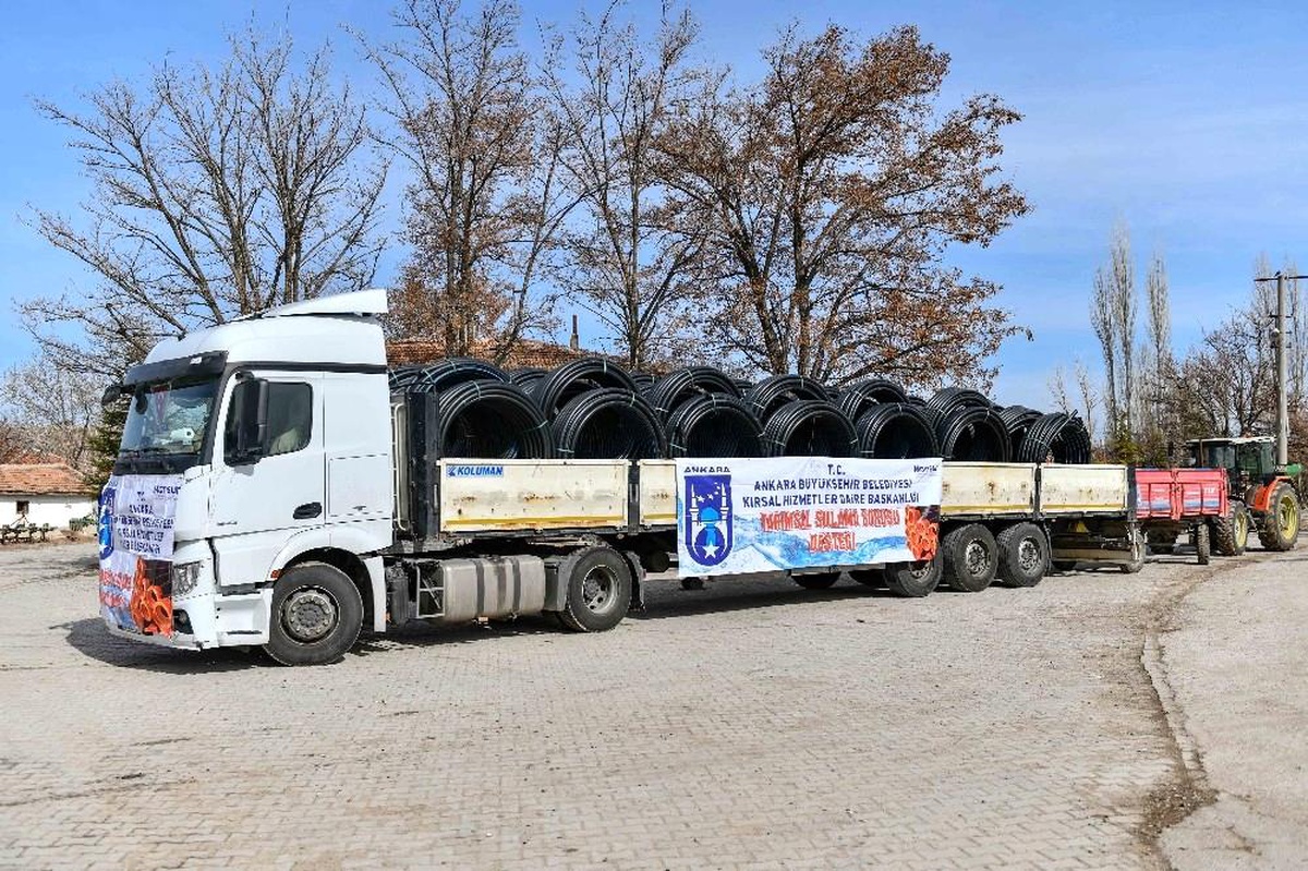 Ankara Büyükşehir Belediyesi\'nden 12 mahalleye tarımsal sulama borusu desteği