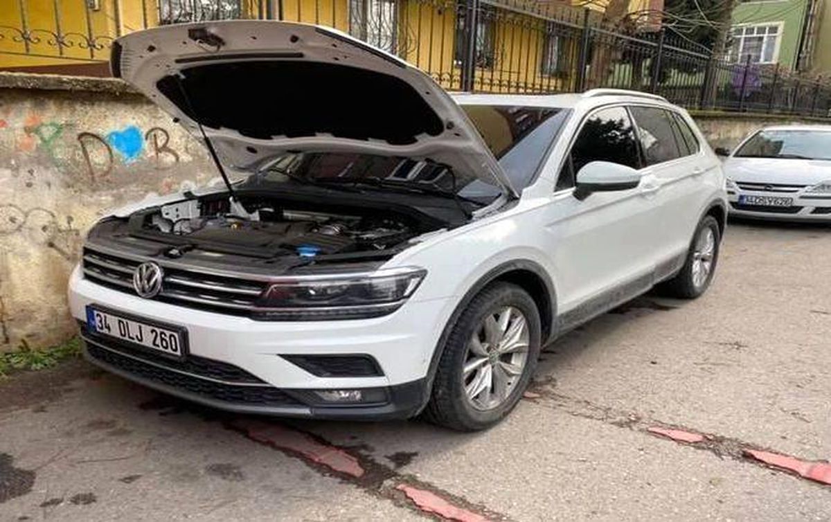 Bafra\'da lüks otomobili çalan şahıs yakalanarak tutuklandı