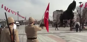 ÇANAKKALE - 'Tokat Onbeşli Torunları' Çanakkale Savaşları şehit ve gazileri anısına 106 dakika saygı nöbeti tuttu