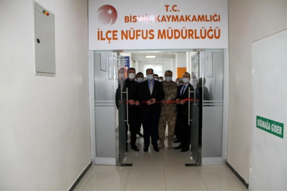 Kaymakam Türkmen, Nüfus ve Vatandaşlık Müdürlüğünün yeni konsept açılışına katıldı