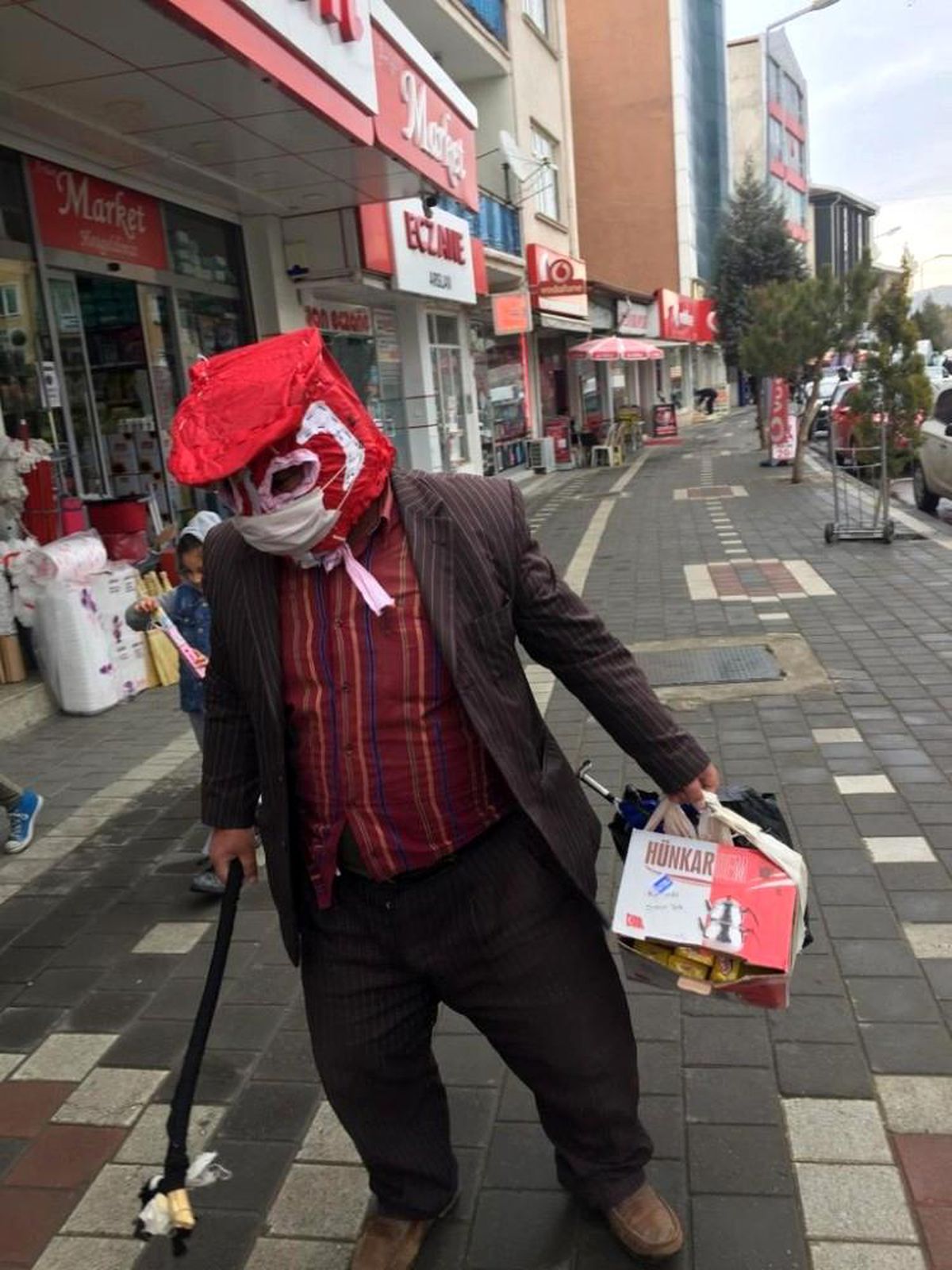 Son dakika haberi! Koronadan böyle korundu, bir bakan bir daha baktı