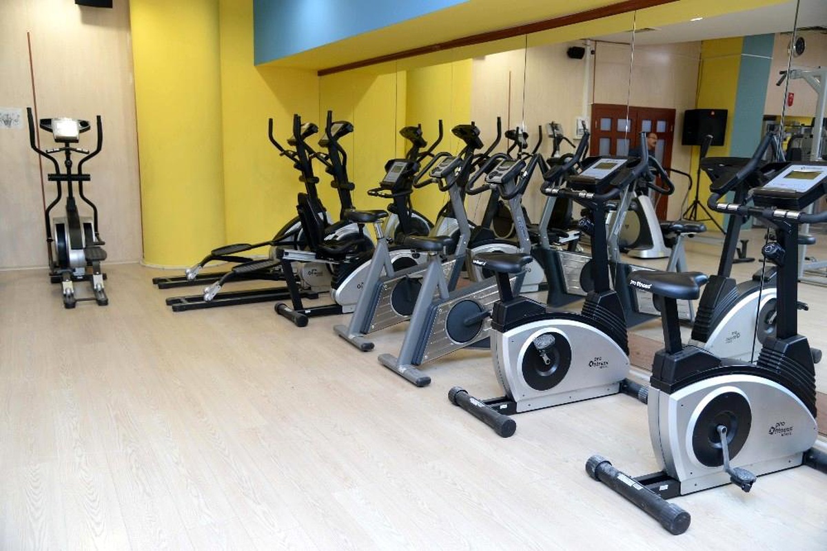 Pursaklar\'da spor salonları ve yüzme havuzu yeniden hizmete açıldı
