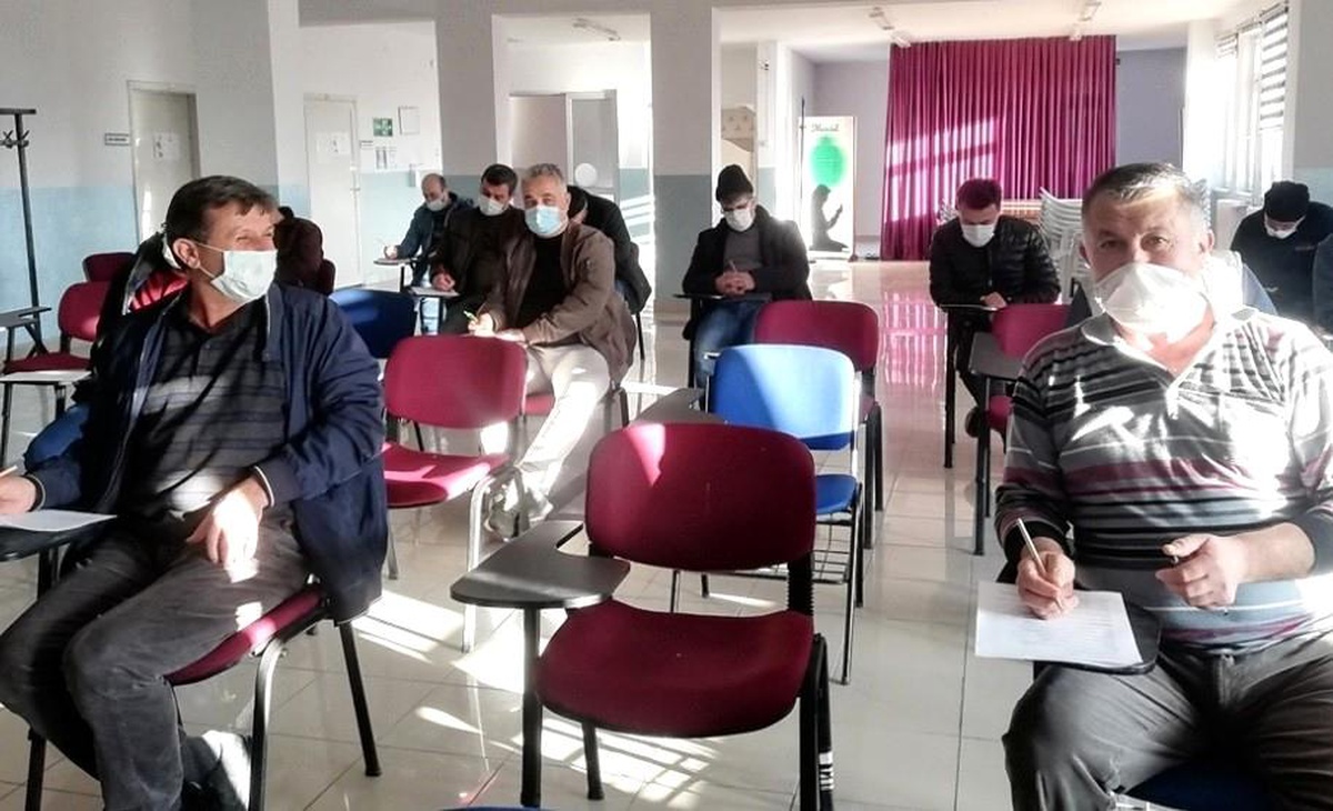 Tavşanlı\'da 57 kursiyerin katıldığı arıcılık kursu sona erdi