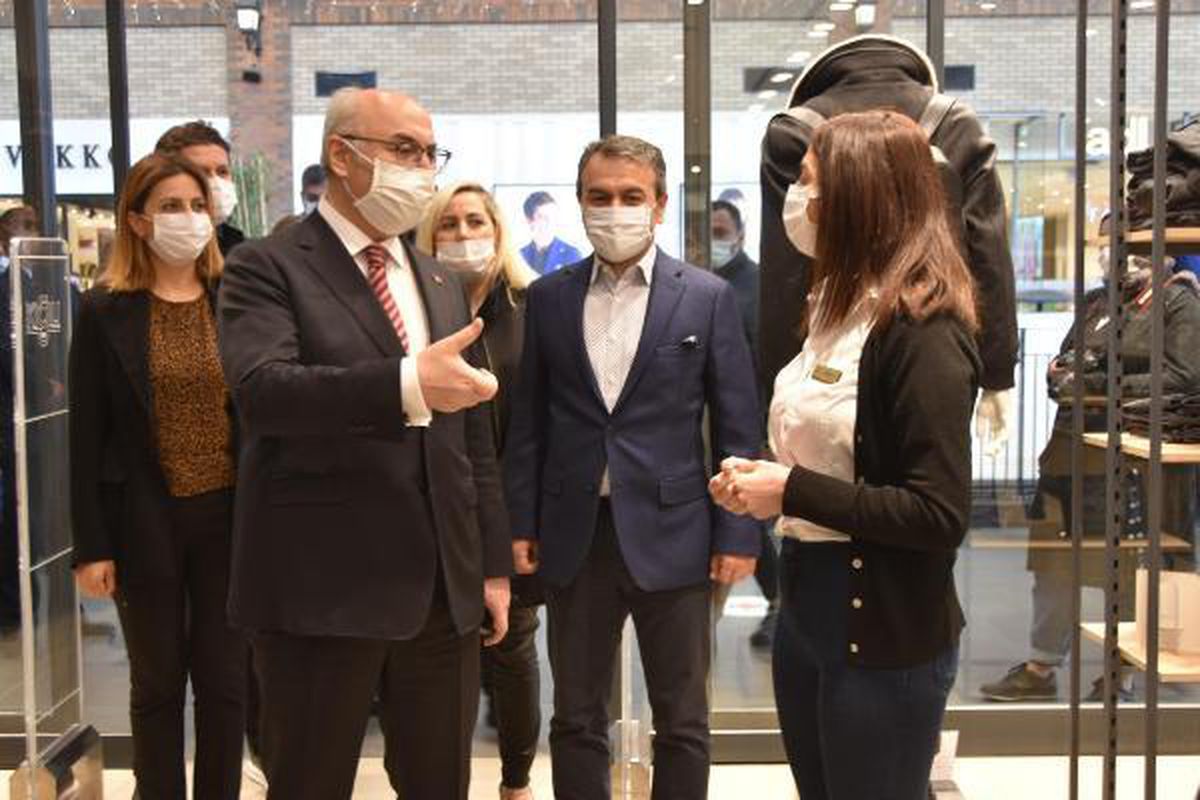 Son dakika haber: Vali Köşger\'den AVM\'de koronavirüs denetimi