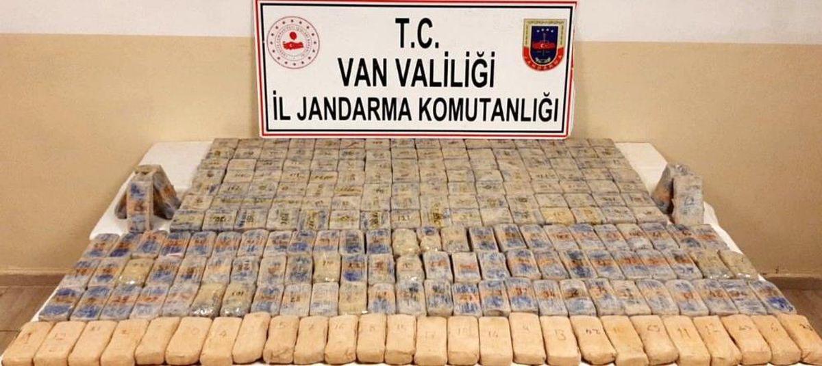 Son dakika haber! Van\'da 114 kilo eroin ele geçirildi