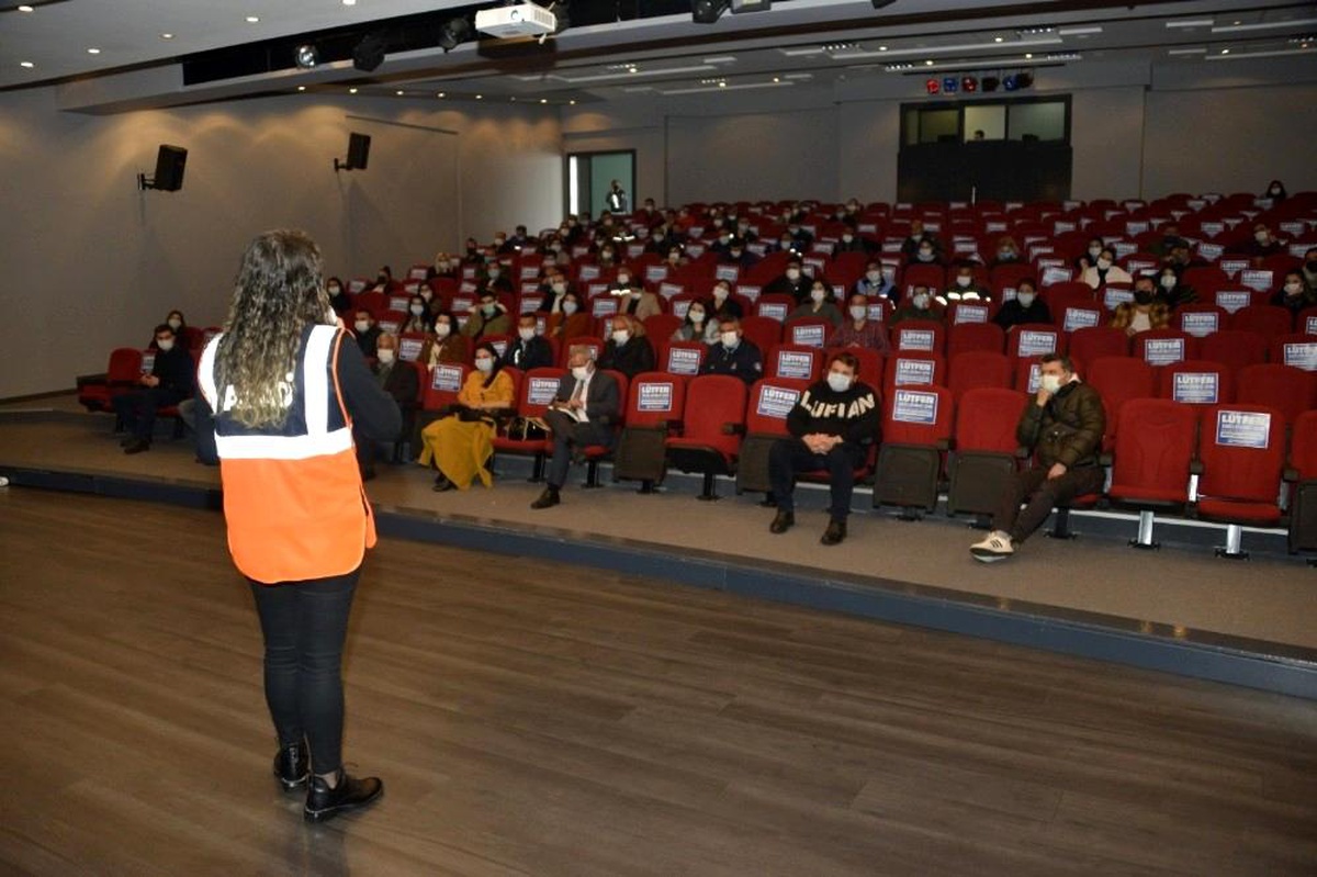 Son dakika... Yenişehir Belediyesi personeline afet farkındalık eğitimi