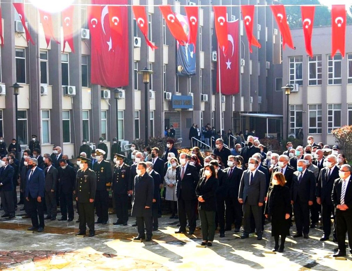 Aydın Ticaret Borsası Meclis Başkanı Erdel, 18 Mart Şehitler Günü törenine katıldı