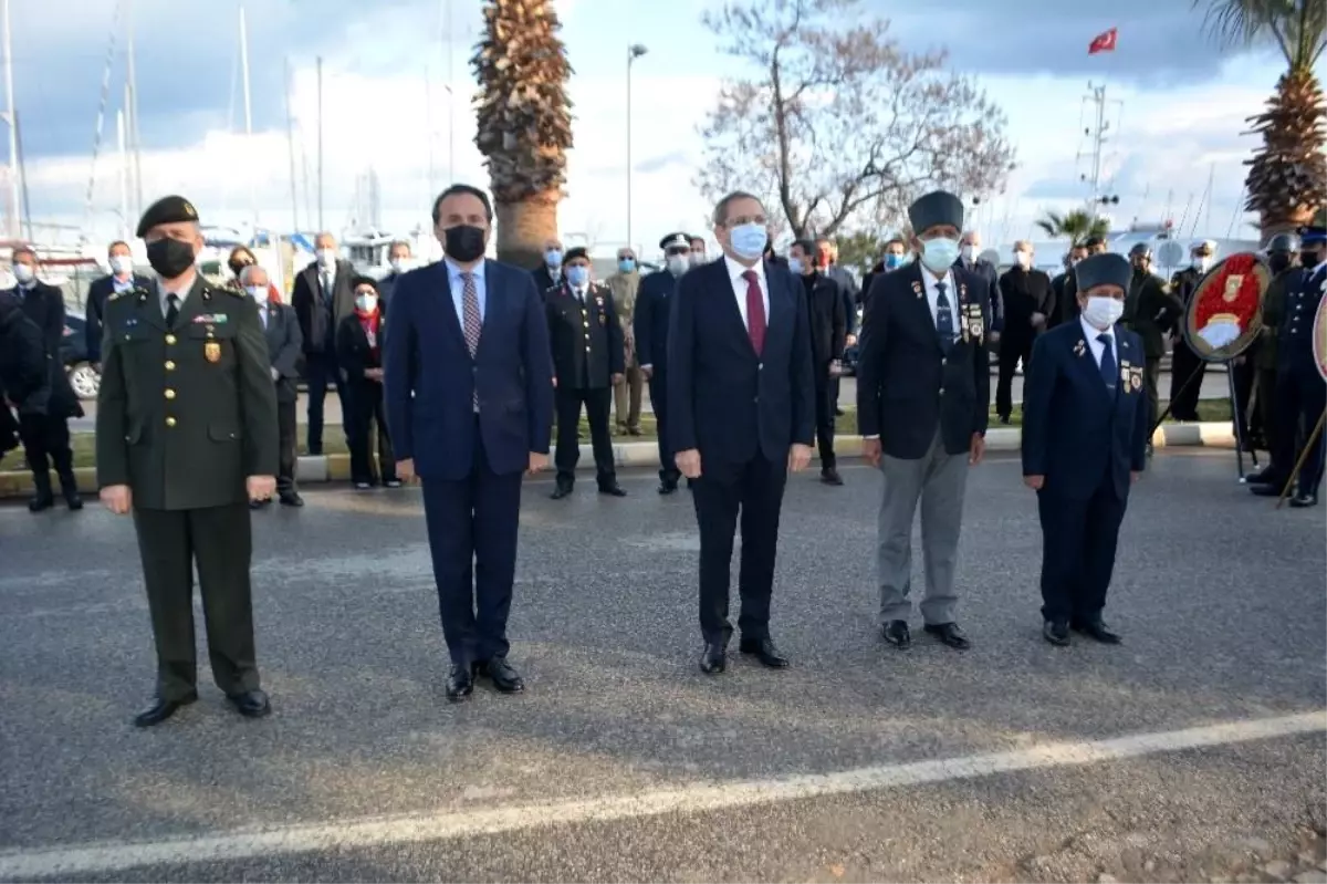 Son dakika haber: Ayvalık\'ta Çanakkale şehitleri törenle anıldı