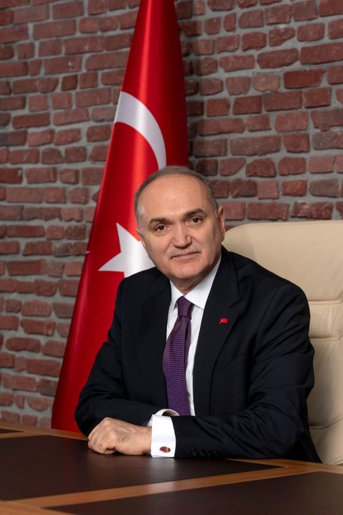 Son dakika gündem: Bakan Özlü "Çanakkale ruhunu rehber edindik"