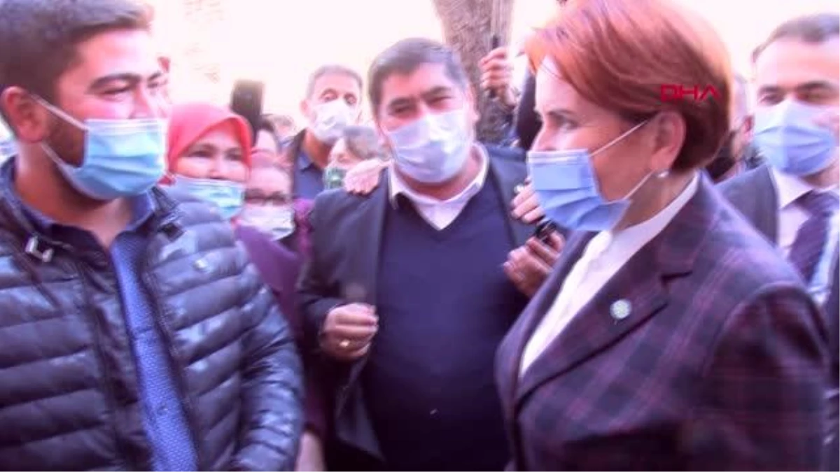 ÇANAKKALE İYİ Parti Genel Başkanı Akşener, nişan yüzüklerini taktı