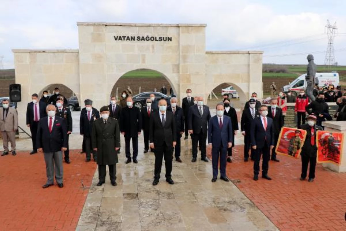 Çanakkale Zaferi\'nin 106. yıl dönümü dolayısıyla Edirne\'de anma töreni düzenlendi