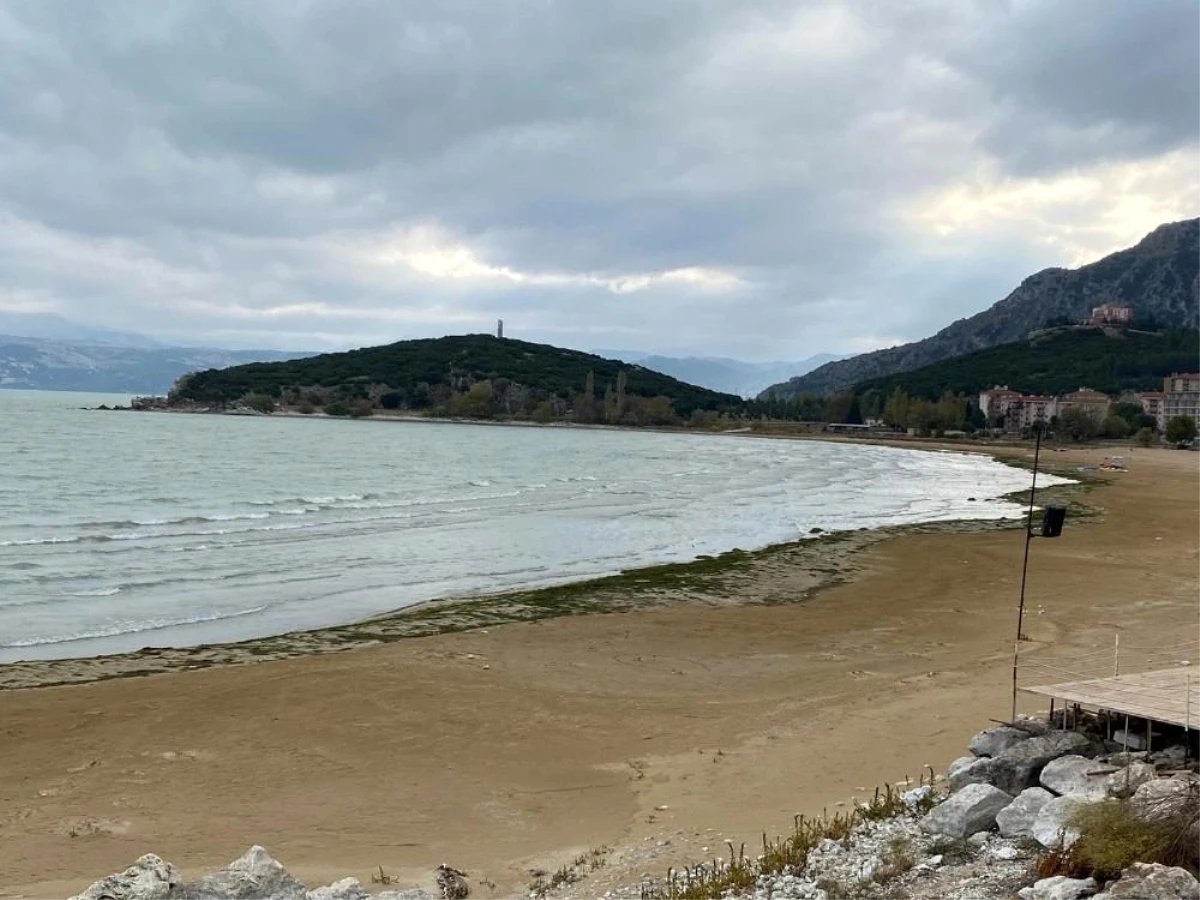 EKO-BİR Müdürü Süleyman Can: "Eğirdir Gölü\'nün su kodunda 50-60 santim azalma var"