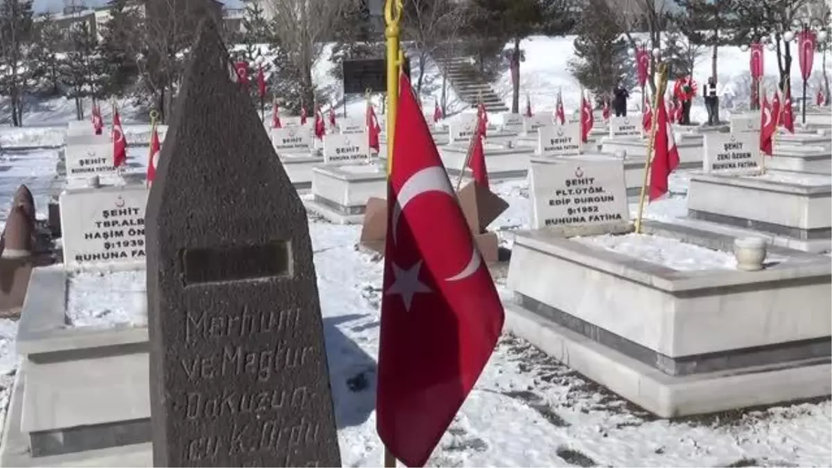 Son dakika haberleri | Erzurum Şehitliğinde 18 Mart töreni