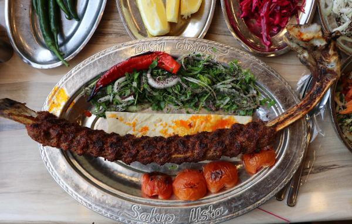 Gaziantep\'in yeni lezzeti; kemikte kıyma kebabı