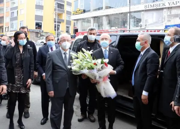 CHP Genel Başkanı Kılıçdaroğlu, Tekirdağ Büyükşehir Belediye Başkanı Albayrak'ı ziyaret etti