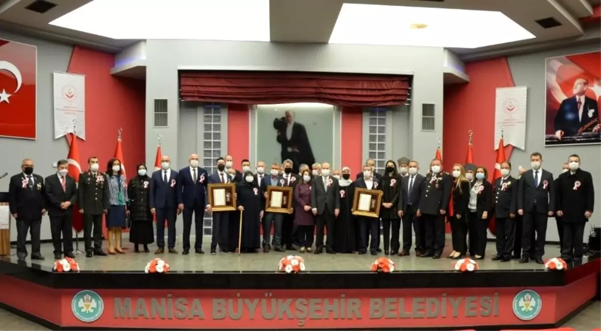 Manisa\'da devlet övünç madalyası töreni düzenlendi