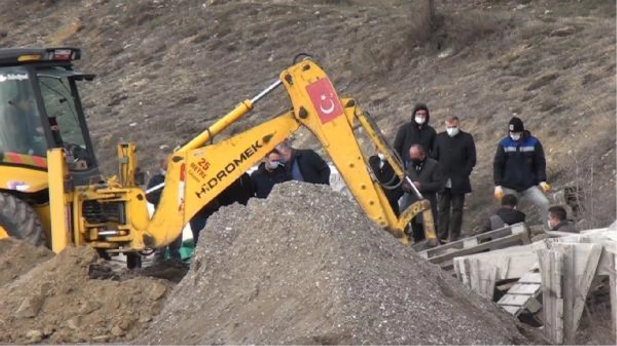 Safranbolu Şehir Mezarlığı\'nda izinsiz kazı yapıldığı iddia edildi