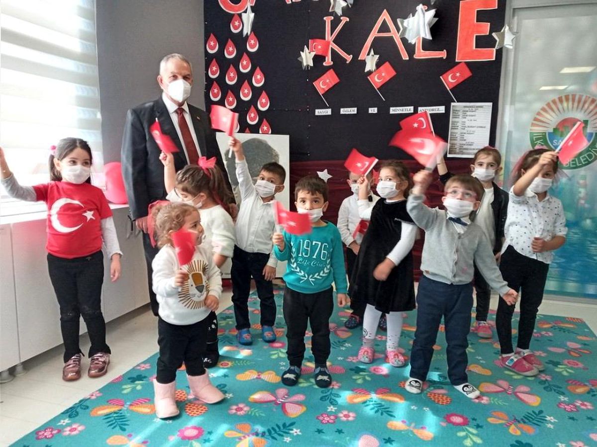 Minikler Başkan Demirtaş\'a duygu dolu anlar yaşattı