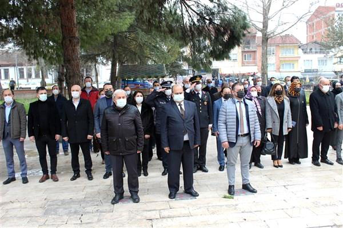 Osmaneli\'nde Çanakkale Zaferi\'nin 106\'nci yıl dönümü kutlandı