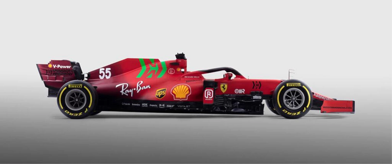 Scuderia Ferrari SF21\'i tanıttı
