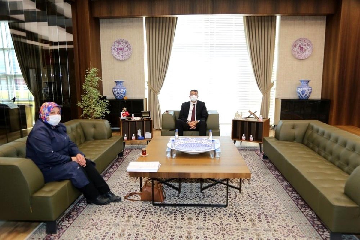 \'Şehit Polis Ahmet Demir Kütüphanesi\'ne destek sözü