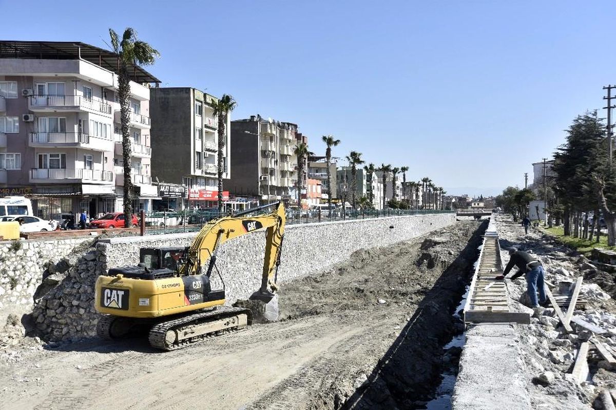 Söke çayı ıslah çalışmaları devam ediyor