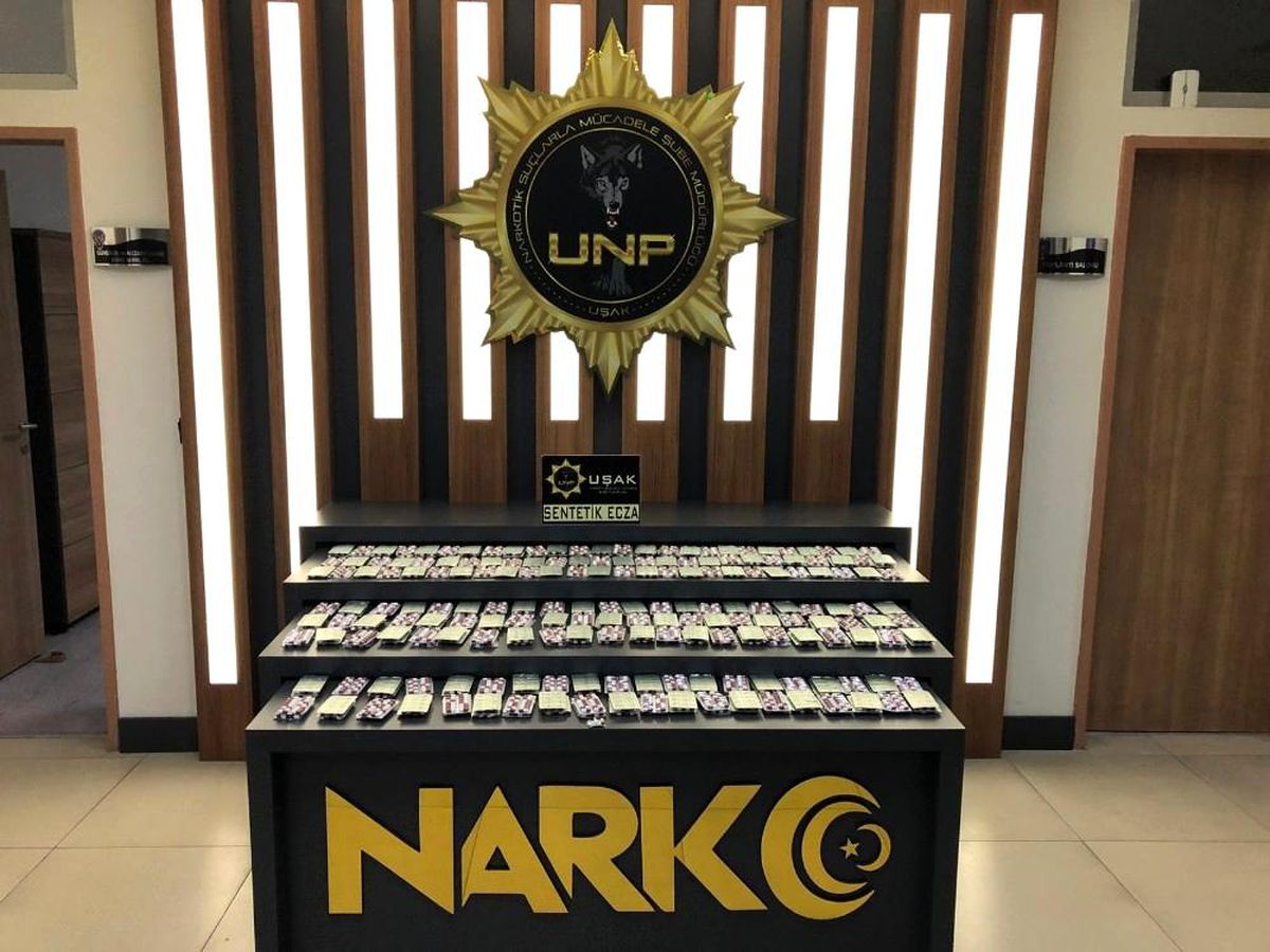 Uşak\'ta narkotik ekipleri 4 bin 536 adet uyuştucu hap ele geçirdi