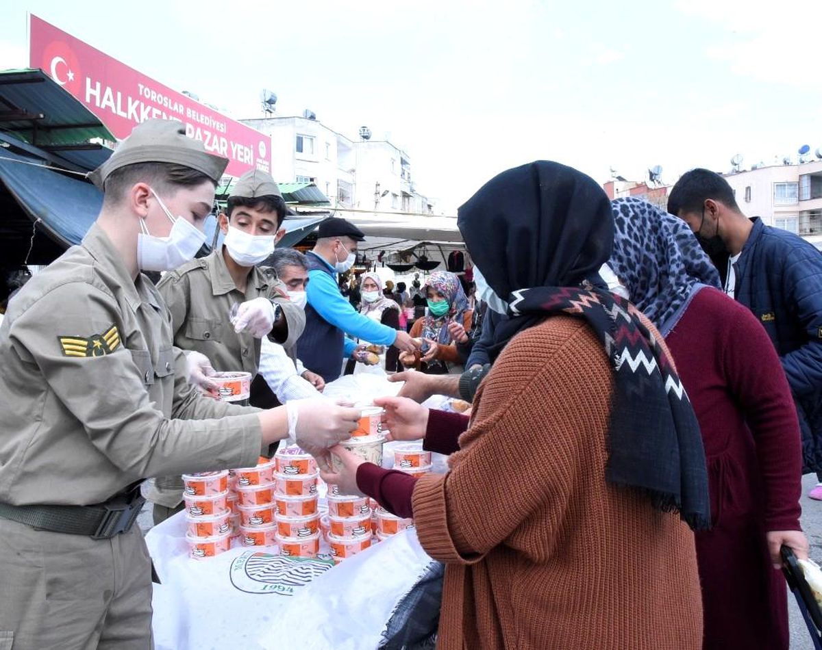 18 Mart\'ta Çanakkale menüsü Toroslar Belediyesinden