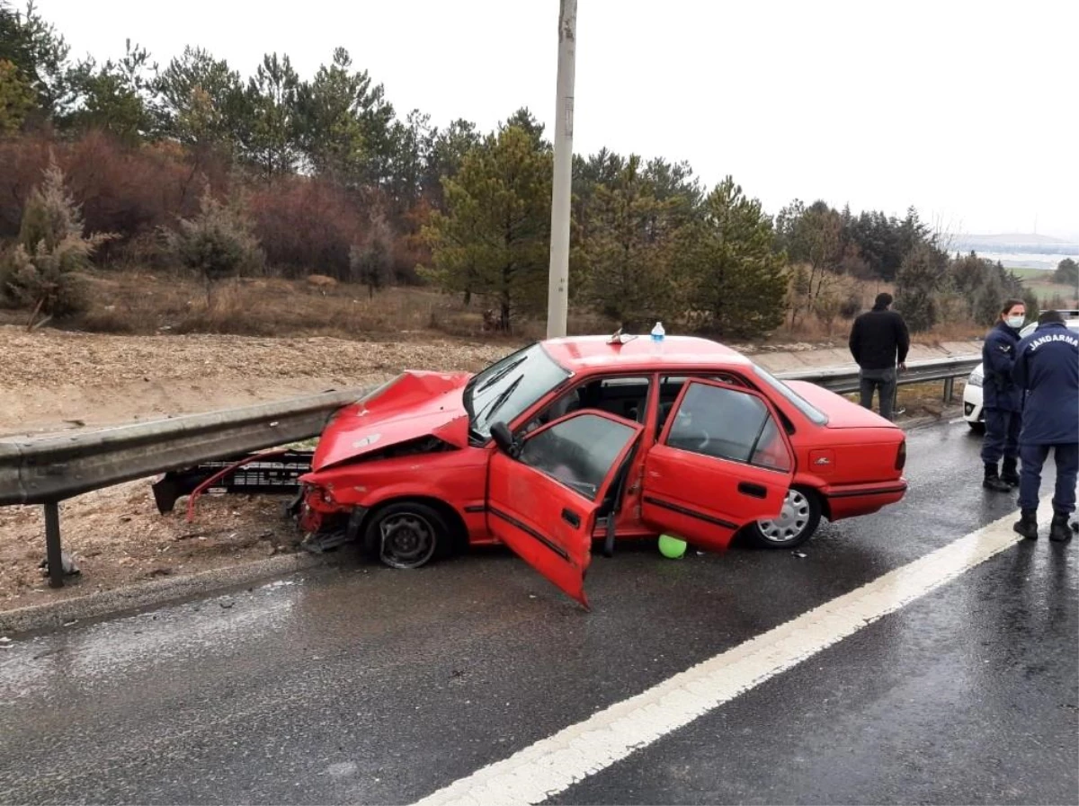 Son dakika haberi: Ankara\'da zincirleme trafik kazası: 5 yaralı