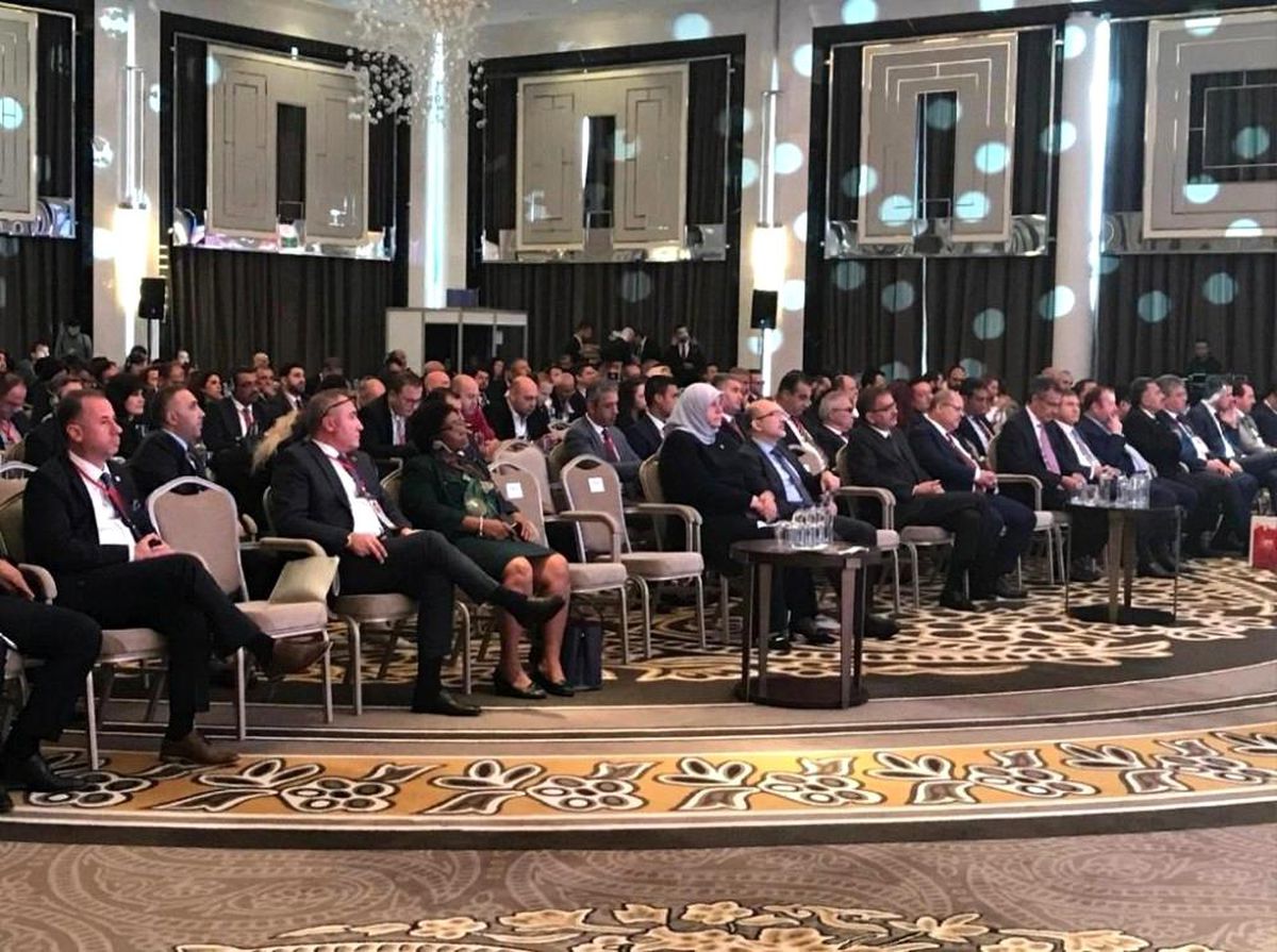 İş insanı Ulupınar\' a kalite zirvesinde anlamlı ödül