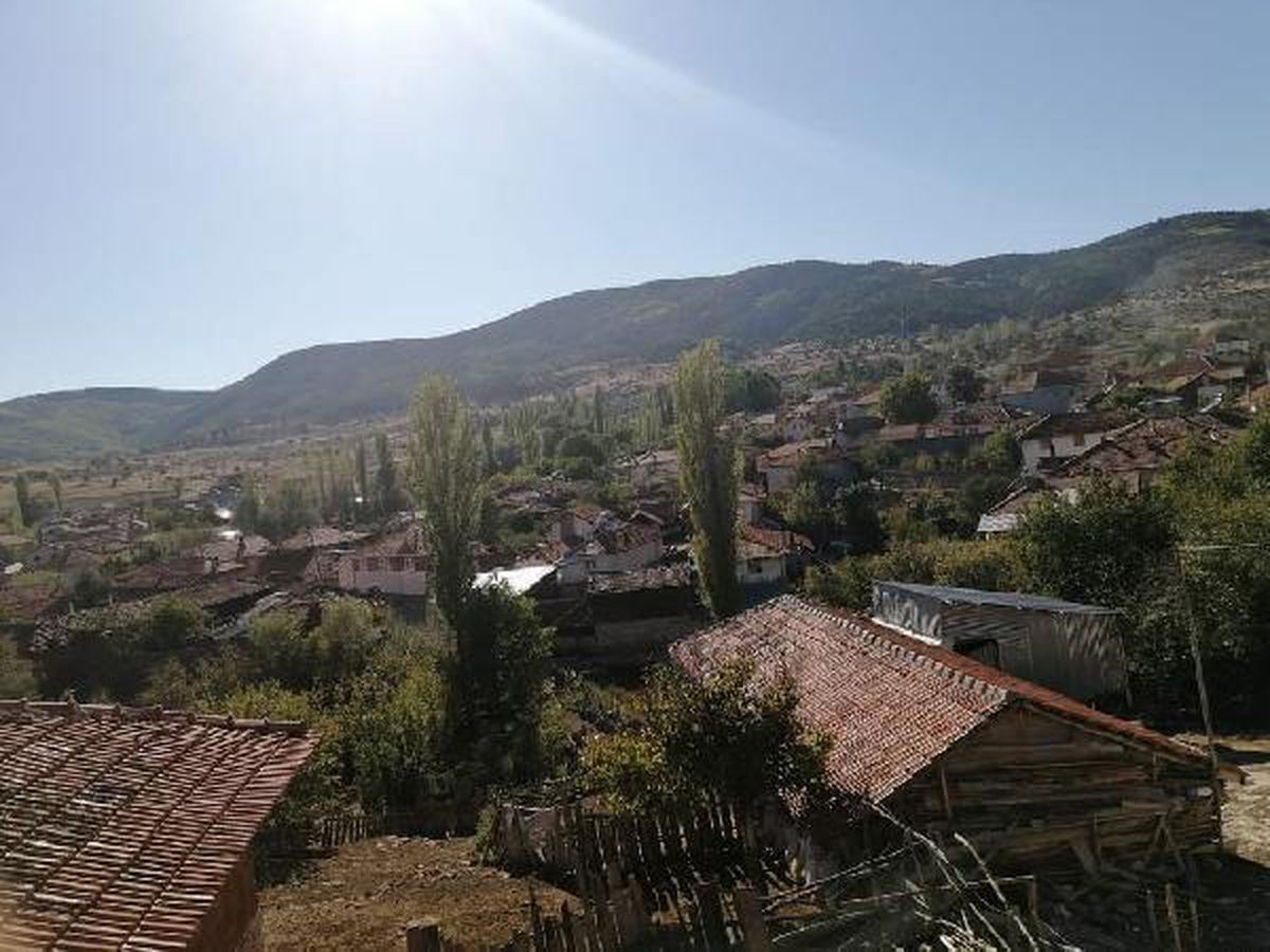 Kütahya\'da 280 nüfuslu köye, koronavirüs karantinası