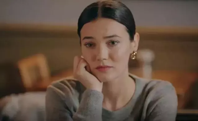 Oyuncu Pınar Deniz, Kırmızı Oda dizisinden ayrılıyor Oyuncu Pınar Deniz, Kırmızı Oda dizisinden ayrılıyor