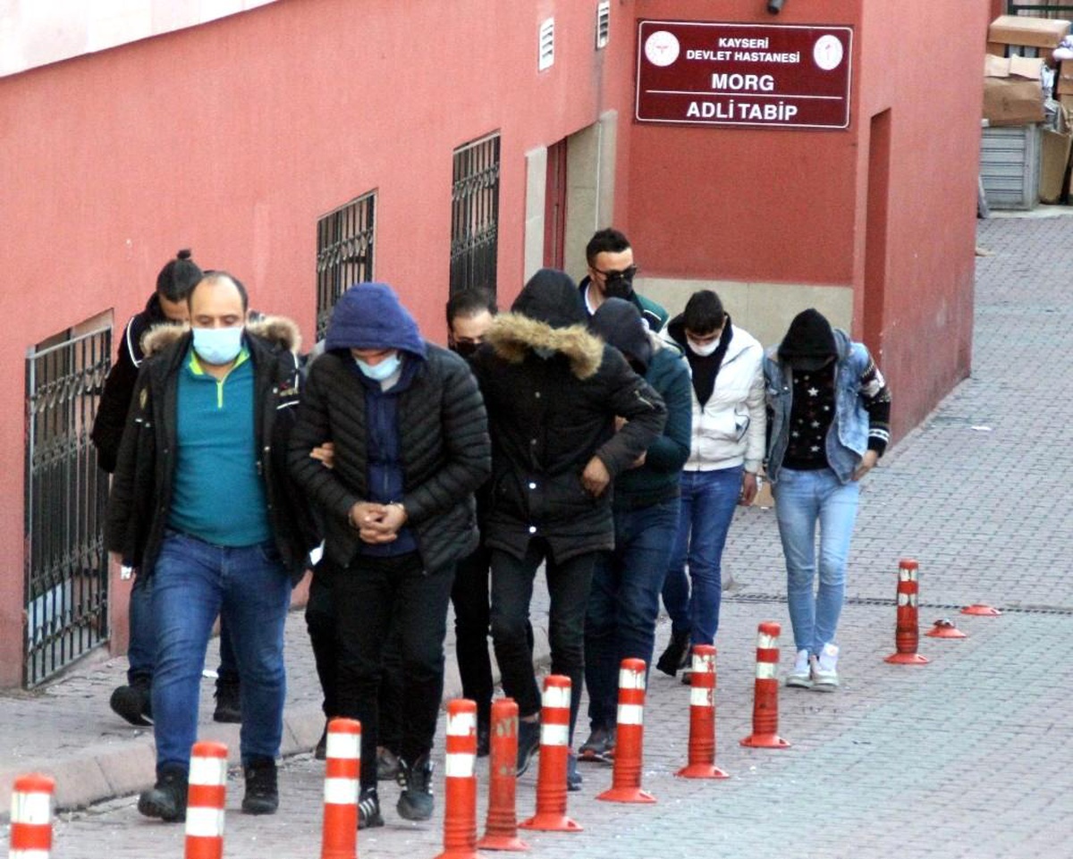 Uyuşturucu operasyonunda 3 tutuklama